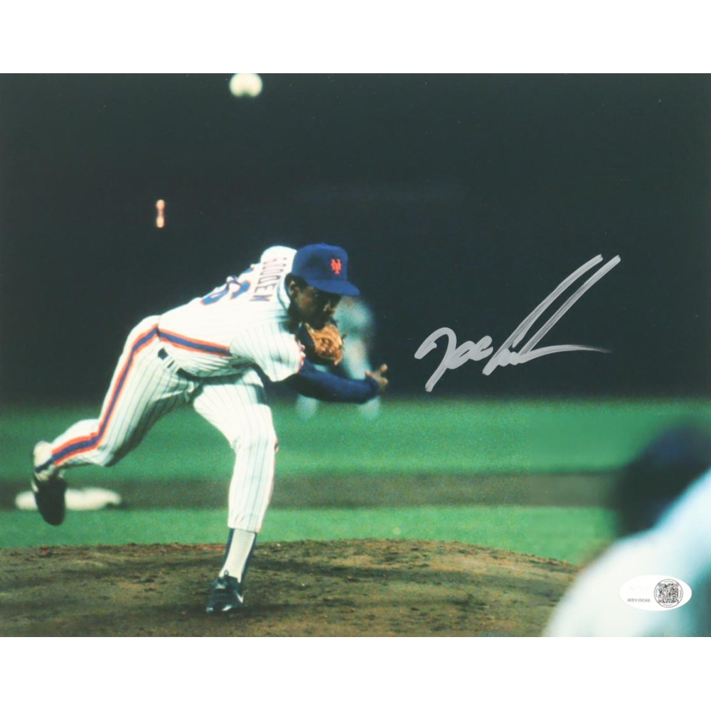 Dwight "Doc" Gooden Signed Mets 8x10 Photo (JSA) at PristineAuction.com
