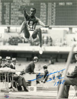 Bob Beamon Signed 11x14 Photo Inscribed "29 2 1/2" & "1968" (Schulte) at PristineAuction.com