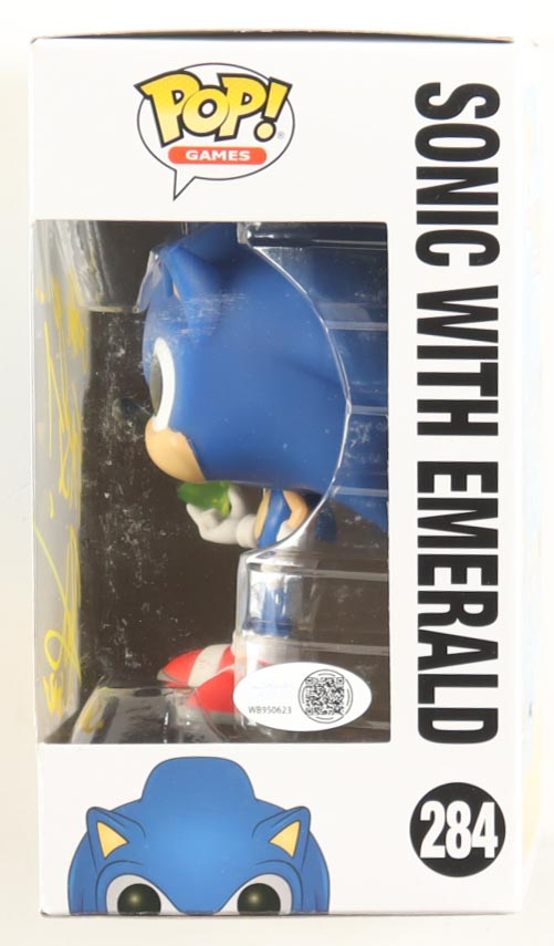 Roger Craig Smith Signed "Sonic the Hedgehog" #284 Sonic with Emerald Funko Pop! Vinyl Figure Inscribed "Sonic" & "Gotta Go Fast!" (JSA) at PristineAuction.com Roger Craig Smith Signed "Sonic the Hedgehog" #284 Sonic with Emerald Funko Pop! Vinyl Figure Inscribed "Sonic" & "Gotta Go Fast!" (JSA) at PristineAuction.com