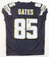 Antonio Gates Signed Jersey Inscribed "HOF 25" (Beckett) at PristineAuction.com