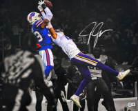 Justin Jefferson Signed Vikings 16x20 Photo (Beckett) at PristineAuction.com