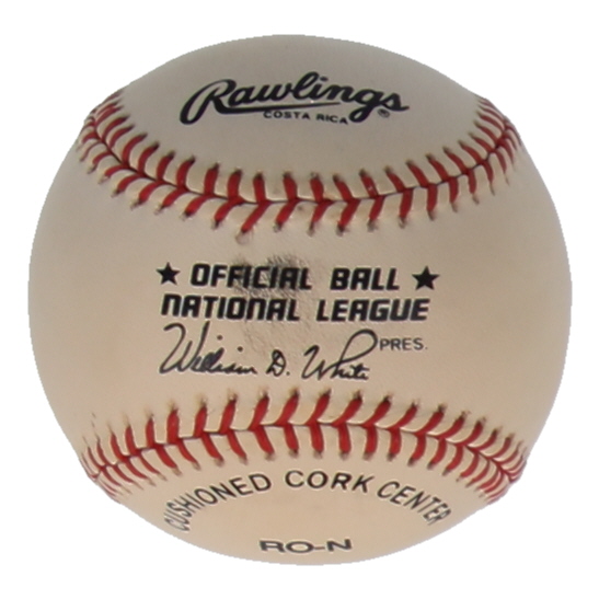 Willie Mays Signed ONL Baseball (PSA) at PristineAuction.com Willie Mays Signed ONL Baseball (PSA) at PristineAuction.com