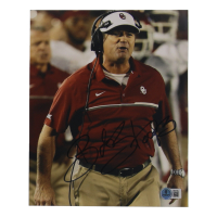 Bob Stoops Signed Oklahoma Sooners 8x10 Photo (Beckett) at PristineAuction.com