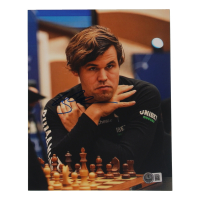 Magnus Carlsen Signed 8x10 Photo (Beckett) at PristineAuction.com
