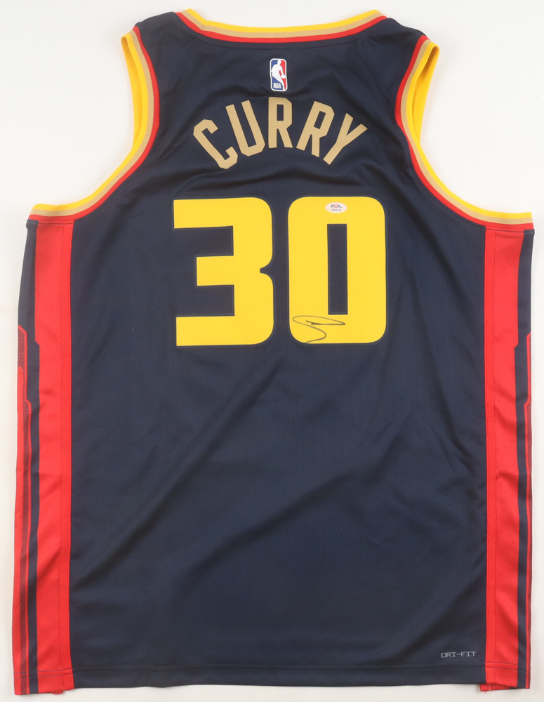 Stephen Curry Signed Warriors Nike Authentic Jersey (PSA) at PristineAuction.com Stephen Curry Signed Warriors Nike Authentic Jersey (PSA) at PristineAuction.com
