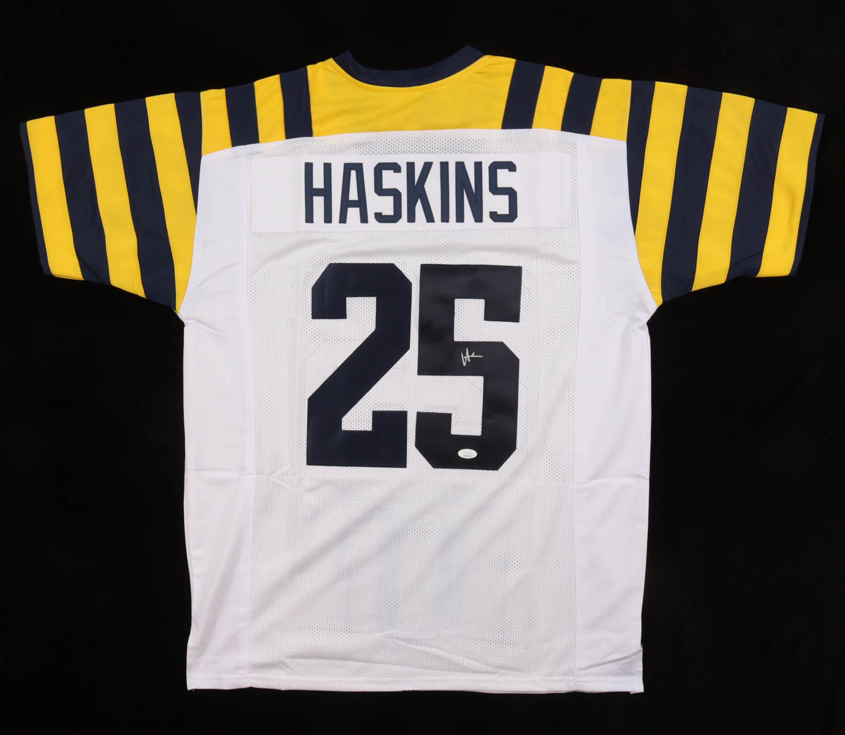 Hassan Haskins Signed Jersey (JSA) at PristineAuction.com Hassan Haskins Signed Jersey (JSA) at PristineAuction.com