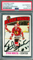 Stan Mikita Signed 1976-77 Topps #225 (PSA) at PristineAuction.com