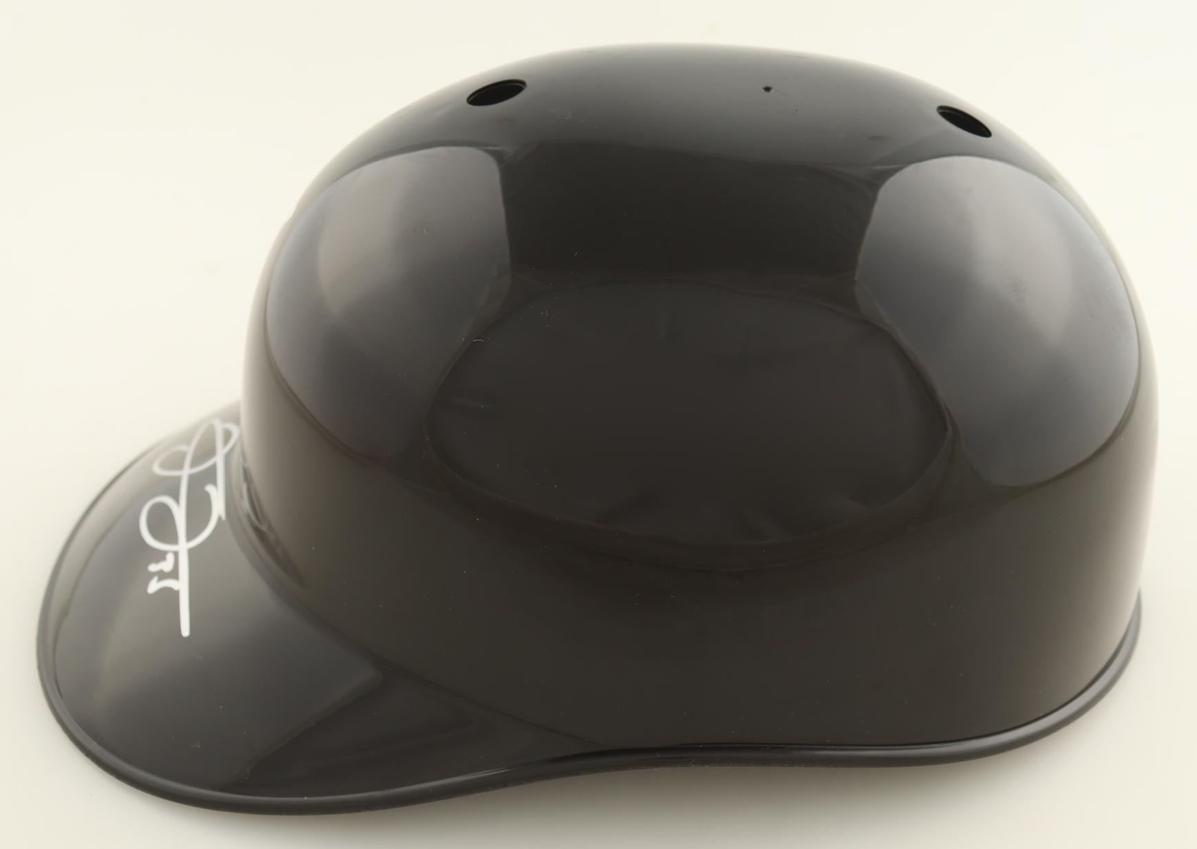 Frank Thomas Signed White Sox Full-Size Batting Helmet (Schwartz) at PristineAuction.com Frank Thomas Signed White Sox Full-Size Batting Helmet (Schwartz) at PristineAuction.com