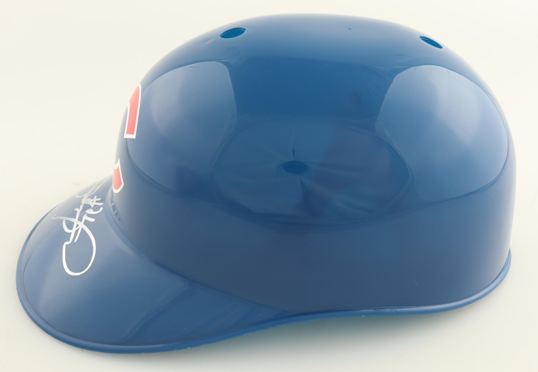 Sammy Sosa Signed Cubs Baseball Helmet (Schwartz) at PristineAuction.com Sammy Sosa Signed Cubs Baseball Helmet (Schwartz) at PristineAuction.com