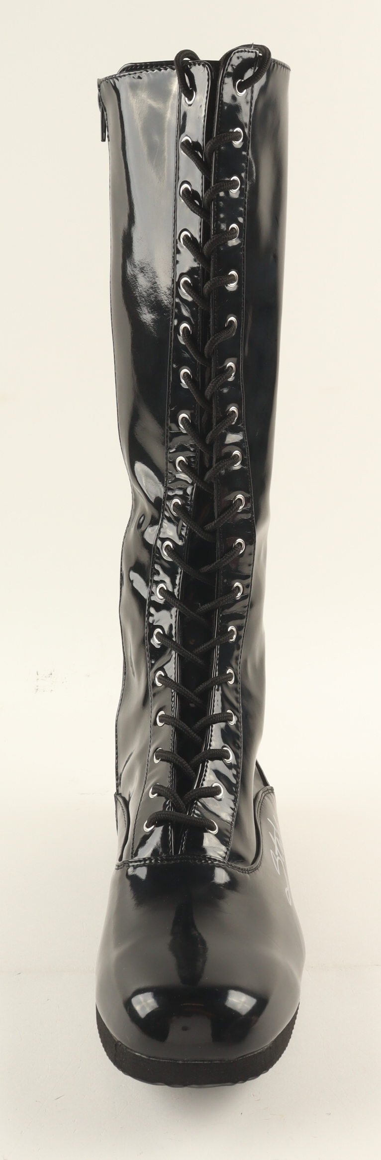 Sting Signed Wrestling Boot (Schwartz) at PristineAuction.com Sting Signed Wrestling Boot (Schwartz) at PristineAuction.com