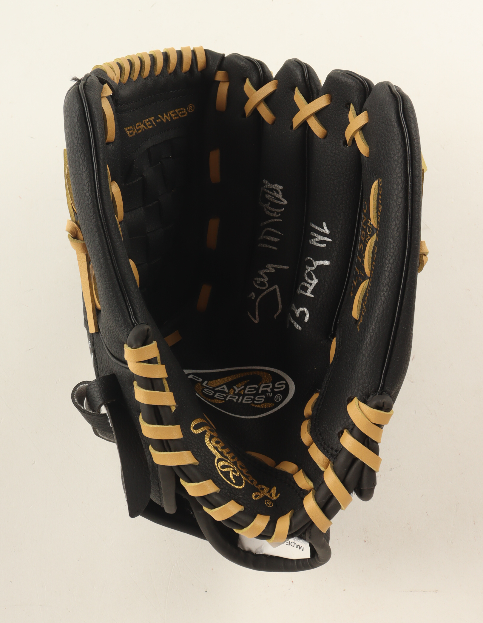 Gary Matthews Signed Rawlings Fielders Glove Inscribed "73 NL ROY" (Schwartz) at PristineAuction.com Gary Matthews Signed Rawlings Fielders Glove Inscribed "73 NL ROY" (Schwartz) at PristineAuction.com