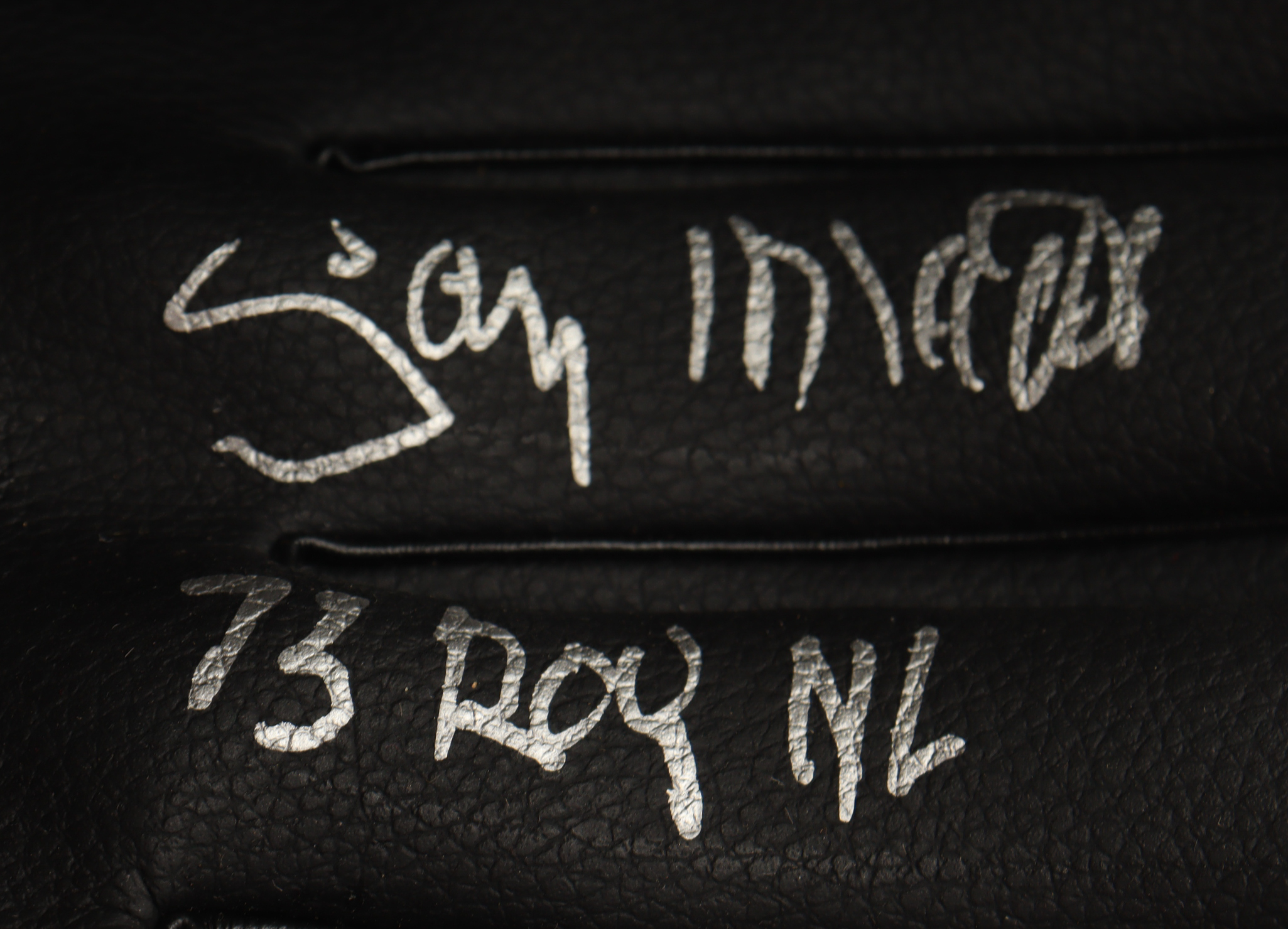 Gary Matthews Signed Rawlings Fielders Glove Inscribed "73 NL ROY" (Schwartz) at PristineAuction.com Gary Matthews Signed Rawlings Fielders Glove Inscribed "73 NL ROY" (Schwartz) at PristineAuction.com