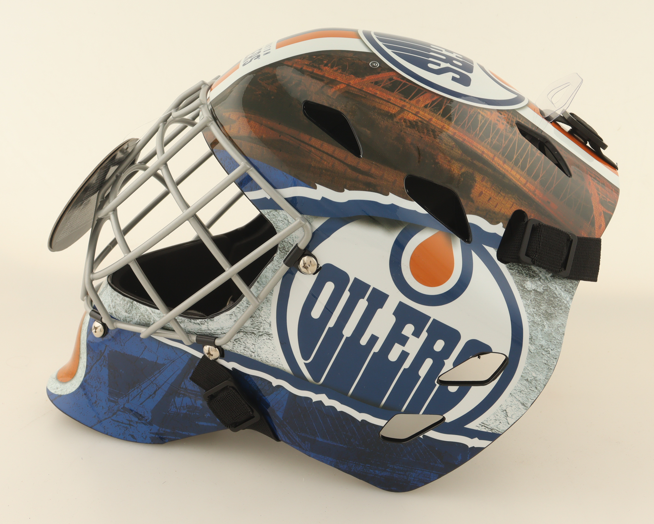 Grant Fuhr Signed Oilers Full-Size Goalie Mask Inscribed "HOF 03" (Schwartz) at PristineAuction.com Grant Fuhr Signed Oilers Full-Size Goalie Mask Inscribed "HOF 03" (Schwartz) at PristineAuction.com