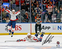 Alexander Ovechkin Signed Capitals 16x20 Photo (Fanatics) at PristineAuction.com