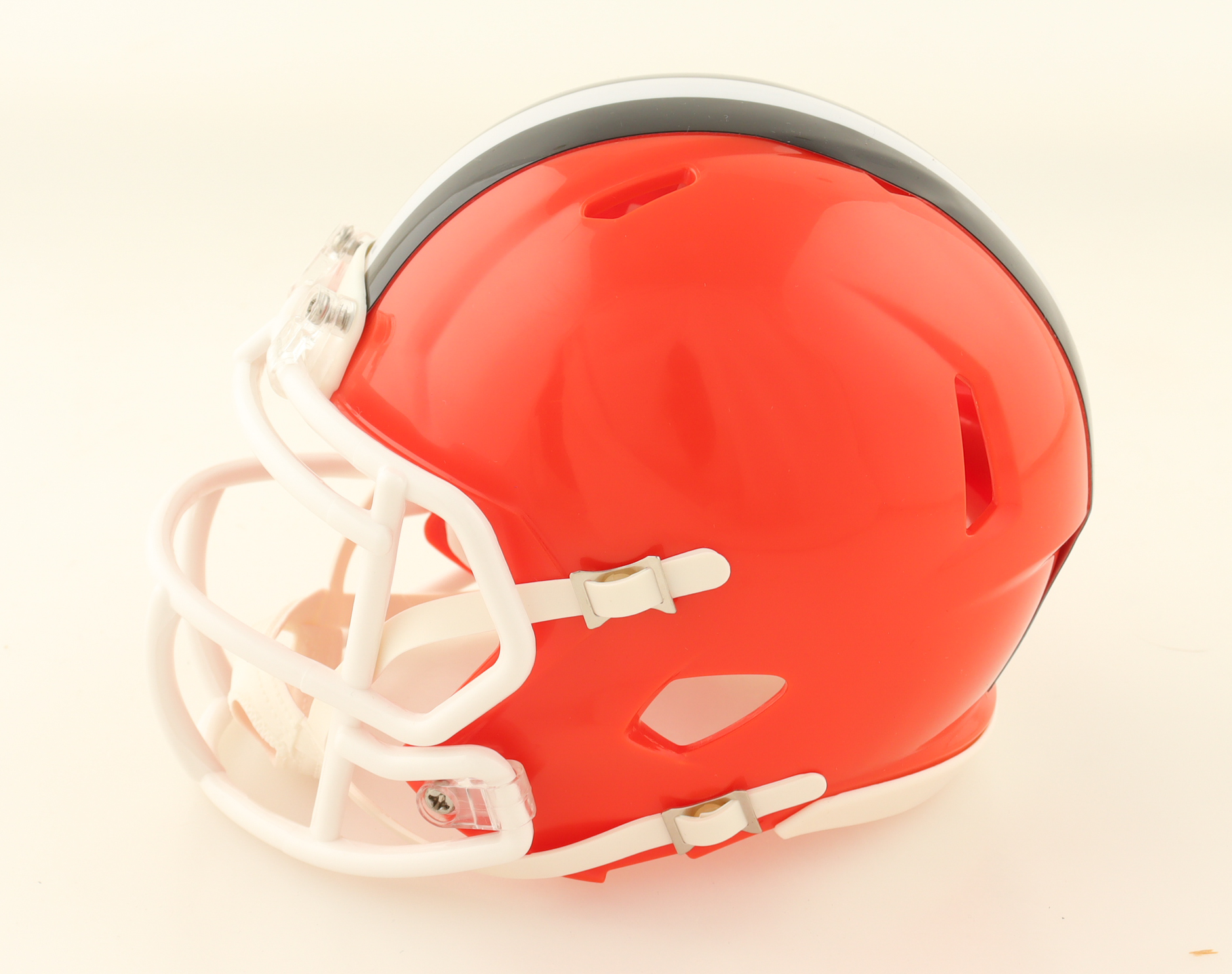 Joe Thomas Signed Browns Speed Mini Helmet (Schwartz) at PristineAuction.com Joe Thomas Signed Browns Speed Mini Helmet (Schwartz) at PristineAuction.com
