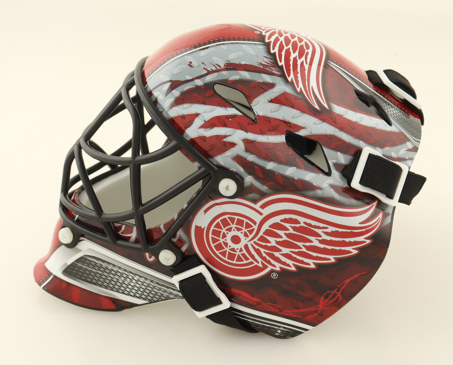 Mike Vernon Signed Red Wings Mini Goalie Mask (Schwartz) at PristineAuction.com Mike Vernon Signed Red Wings Mini Goalie Mask (Schwartz) at PristineAuction.com