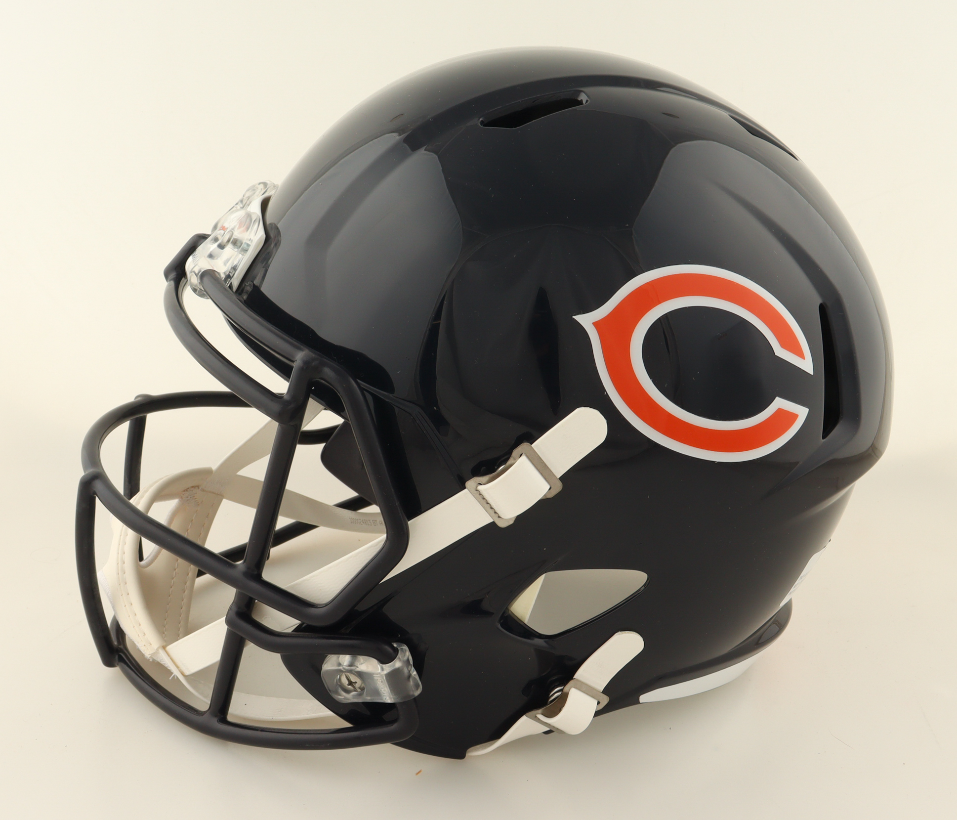 Mike Singletary Signed Bears Full-Size Speed Helmet Inscribed "HOF 98" (Schwartz) at PristineAuction.com Mike Singletary Signed Bears Full-Size Speed Helmet Inscribed "HOF 98" (Schwartz) at PristineAuction.com