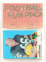 1969 Topps Football Card Fun Pack with (10) Cards at PristineAuction.com