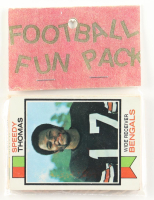 1973 Topps Football Card Fun Pack with (10) Cards at PristineAuction.com