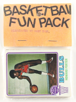 1973-74 Topps Basketball Card Fun Pack with (10) Cards at PristineAuction.com