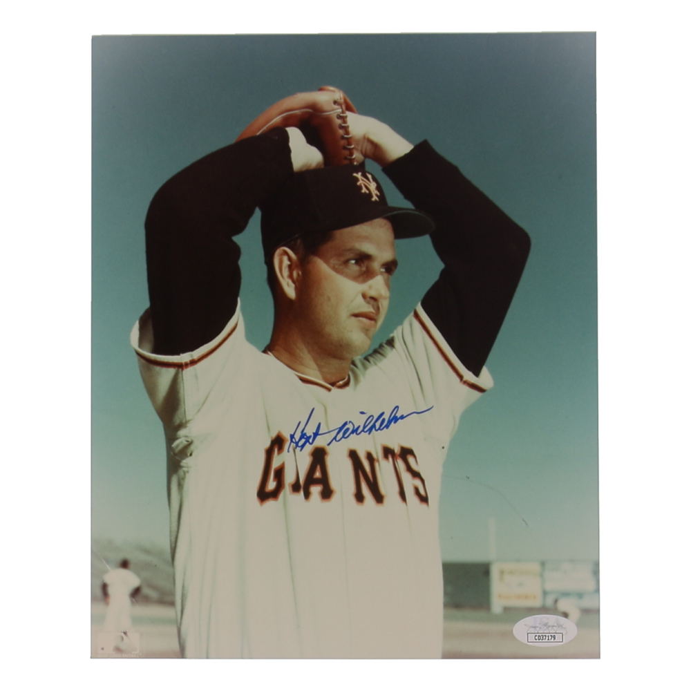 Hoyt Wilhelm Signed Giants 8x10 Photo (JSA) at PristineAuction.com