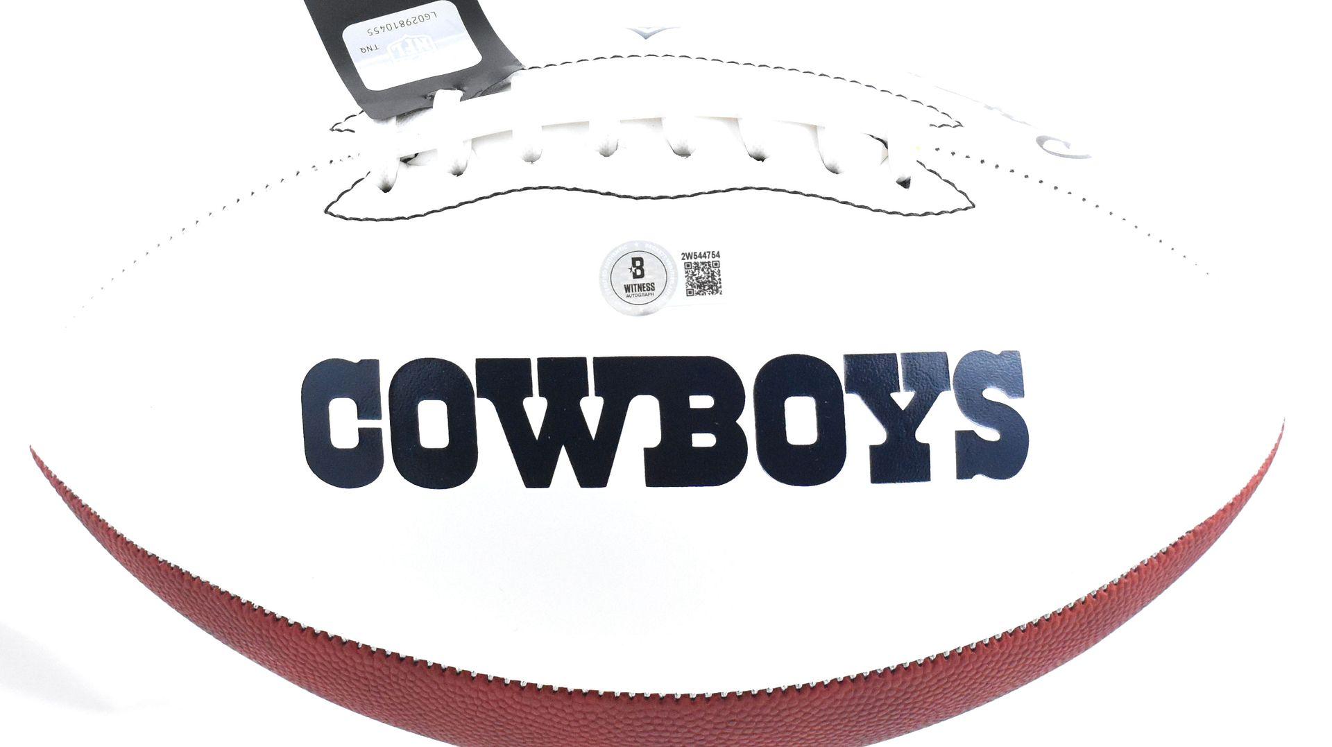Roger Staubach Signed Cowboys Logo Football (Beckett) at PristineAuction.com Roger Staubach Signed Cowboys Logo Football (Beckett) at PristineAuction.com