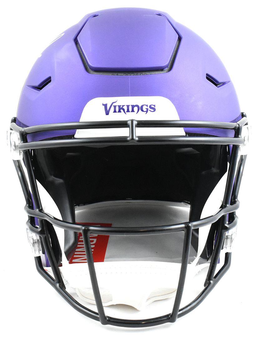 Randy Moss Signed Vikings Full-Size Authentic On-Field Speedflex Helmet (Beckett) at PristineAuction.com Randy Moss Signed Vikings Full-Size Authentic On-Field Speedflex Helmet (Beckett) at PristineAuction.com