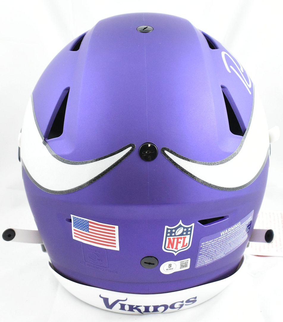 Randy Moss Signed Vikings Full-Size Authentic On-Field Speedflex Helmet (Beckett) at PristineAuction.com Randy Moss Signed Vikings Full-Size Authentic On-Field Speedflex Helmet (Beckett) at PristineAuction.com