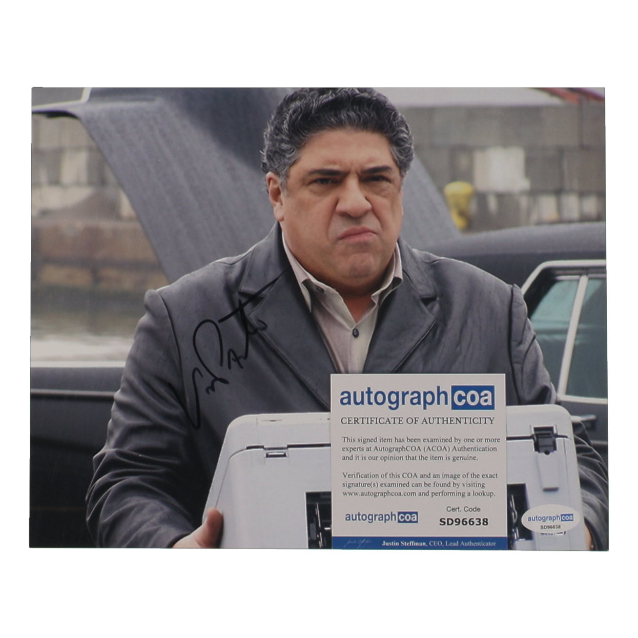 Vincent Pastore Signed "The Sopranos" 8x10 Photo (ACOA) at PristineAuction.com Vincent Pastore Signed "The Sopranos" 8x10 Photo (ACOA) at PristineAuction.com