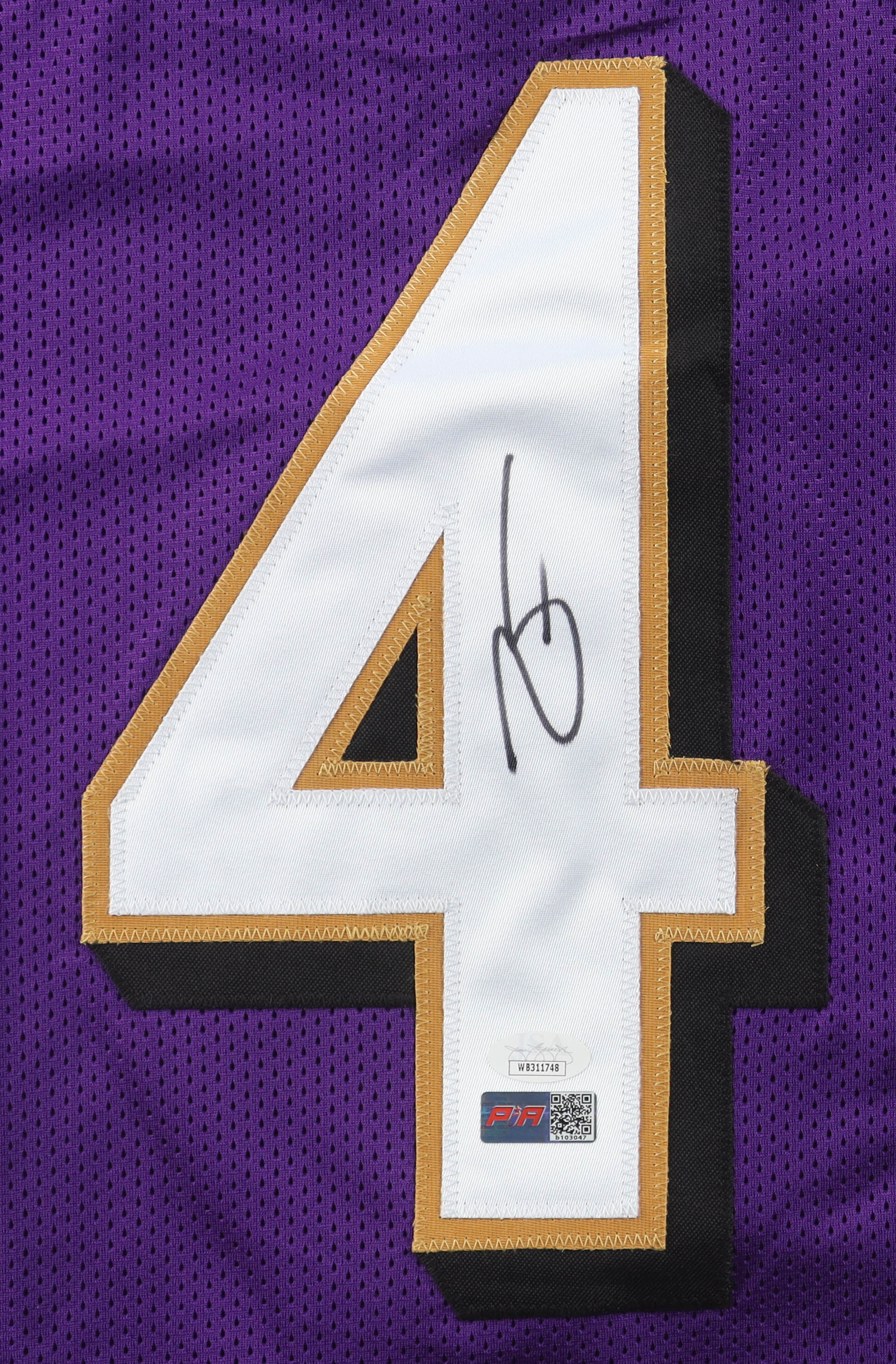 Zay Flowers Signed Jersey (JSA) at PristineAuction.com Zay Flowers Signed Jersey (JSA) at PristineAuction.com