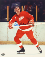 Alex Delvecchio Signed Red Wings 8x10 Photo (Schwartz) at PristineAuction.com