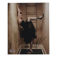 Renee Zellweger Signed 8x10 Photo (PSA) at PristineAuction.com