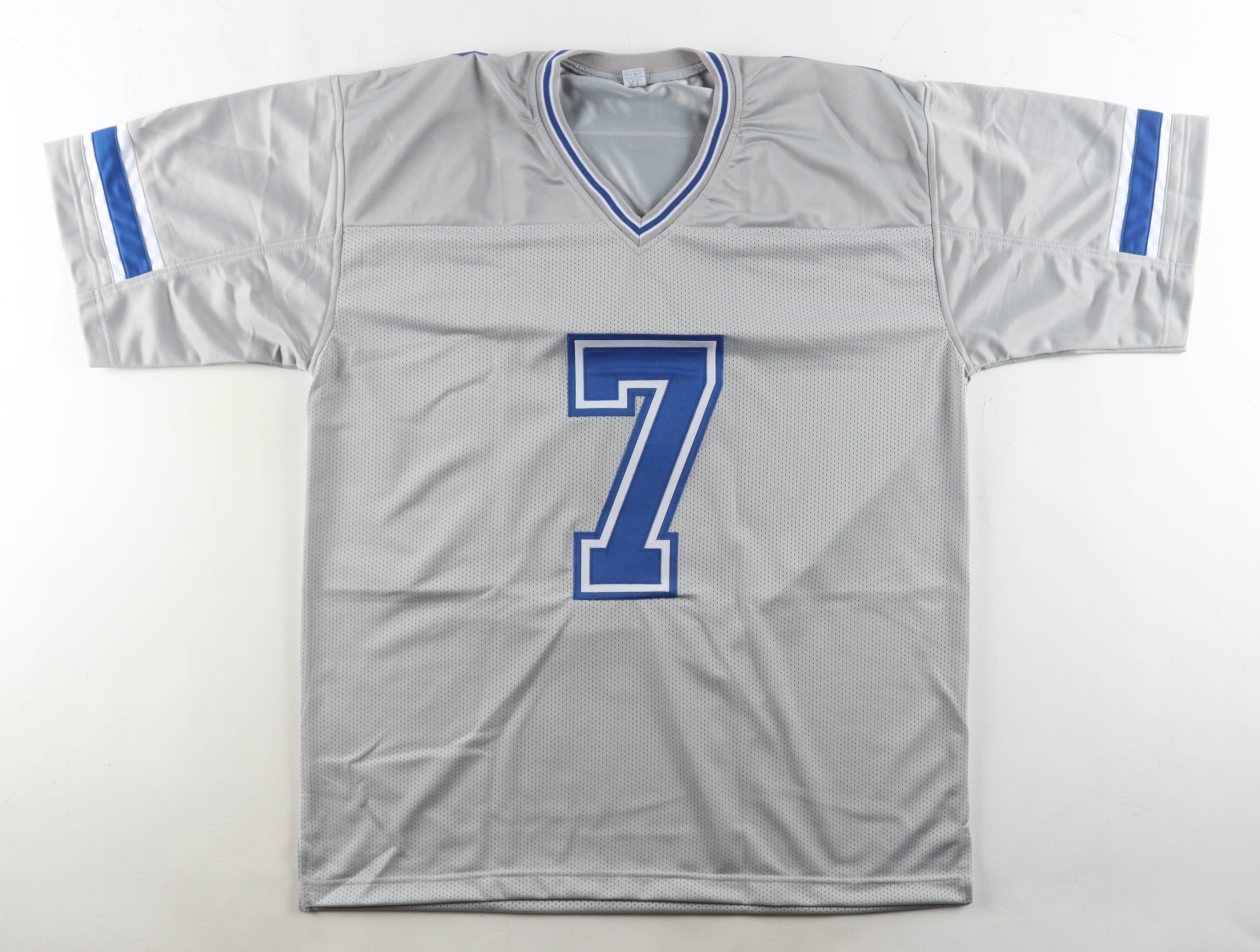 Trevon Diggs Signed Jersey (JSA) at PristineAuction.com Trevon Diggs Signed Jersey (JSA) at PristineAuction.com