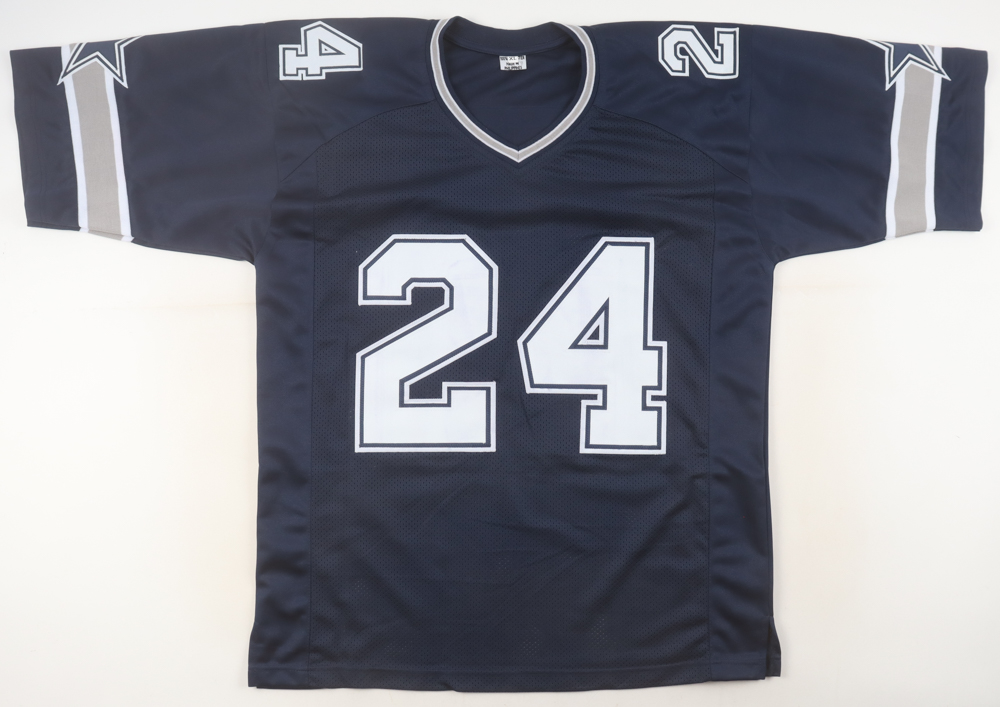Everson Walls Signed Jersey (JSA) at PristineAuction.com Everson Walls Signed Jersey (JSA) at PristineAuction.com