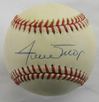 Willie Mays Signed ONL Baseball (PSA) at PristineAuction.com