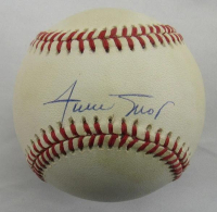 Willie Mays Signed ONL Baseball (PSA) at PristineAuction.com