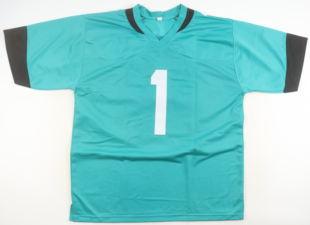 Travis Etienne Jr. Signed Jersey (Beckett) at PristineAuction.com Travis Etienne Jr. Signed Jersey (Beckett) at PristineAuction.com