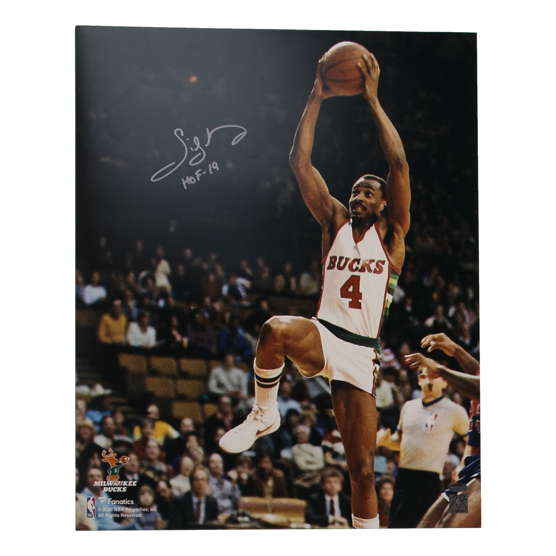 Sidney Moncrief Signed Bucks 16x20 Photo Inscribed "HOF '19" (Schwartz) at PristineAuction.com Sidney Moncrief Signed Bucks 16x20 Photo Inscribed "HOF '19" (Schwartz) at PristineAuction.com