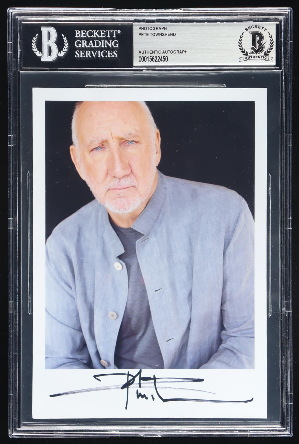 Pete Townshend Signed 5x7 Photo (BGS) at PristineAuction.com Pete Townshend Signed 5x7 Photo (BGS) at PristineAuction.com