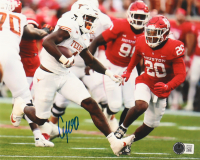 CJ Baxter Signed Texas Longhorns 8x10 Photo (Beckett) at PristineAuction.com