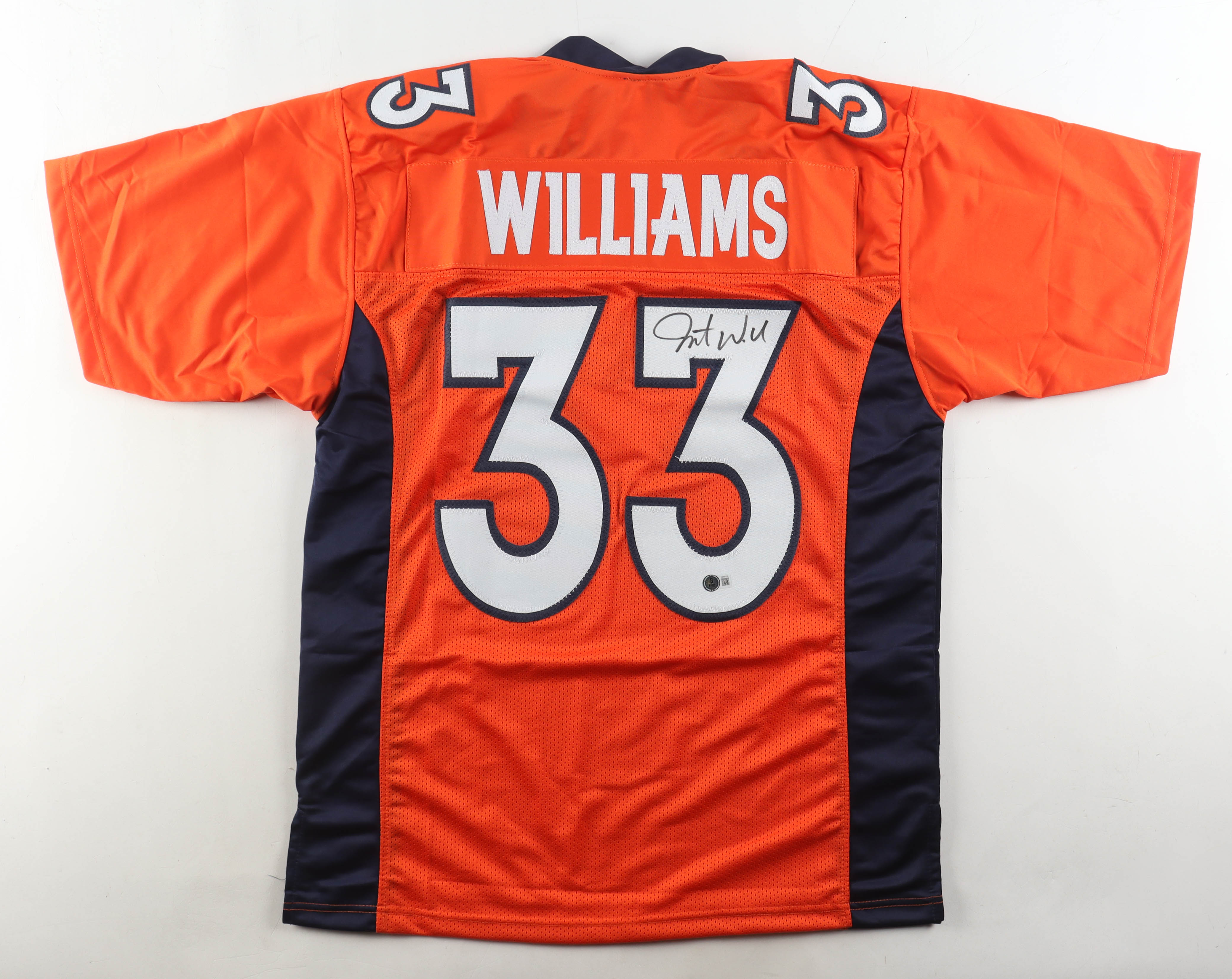 Javonte Williams Signed Jersey (Beckett) at PristineAuction.com Javonte Williams Signed Jersey (Beckett) at PristineAuction.com