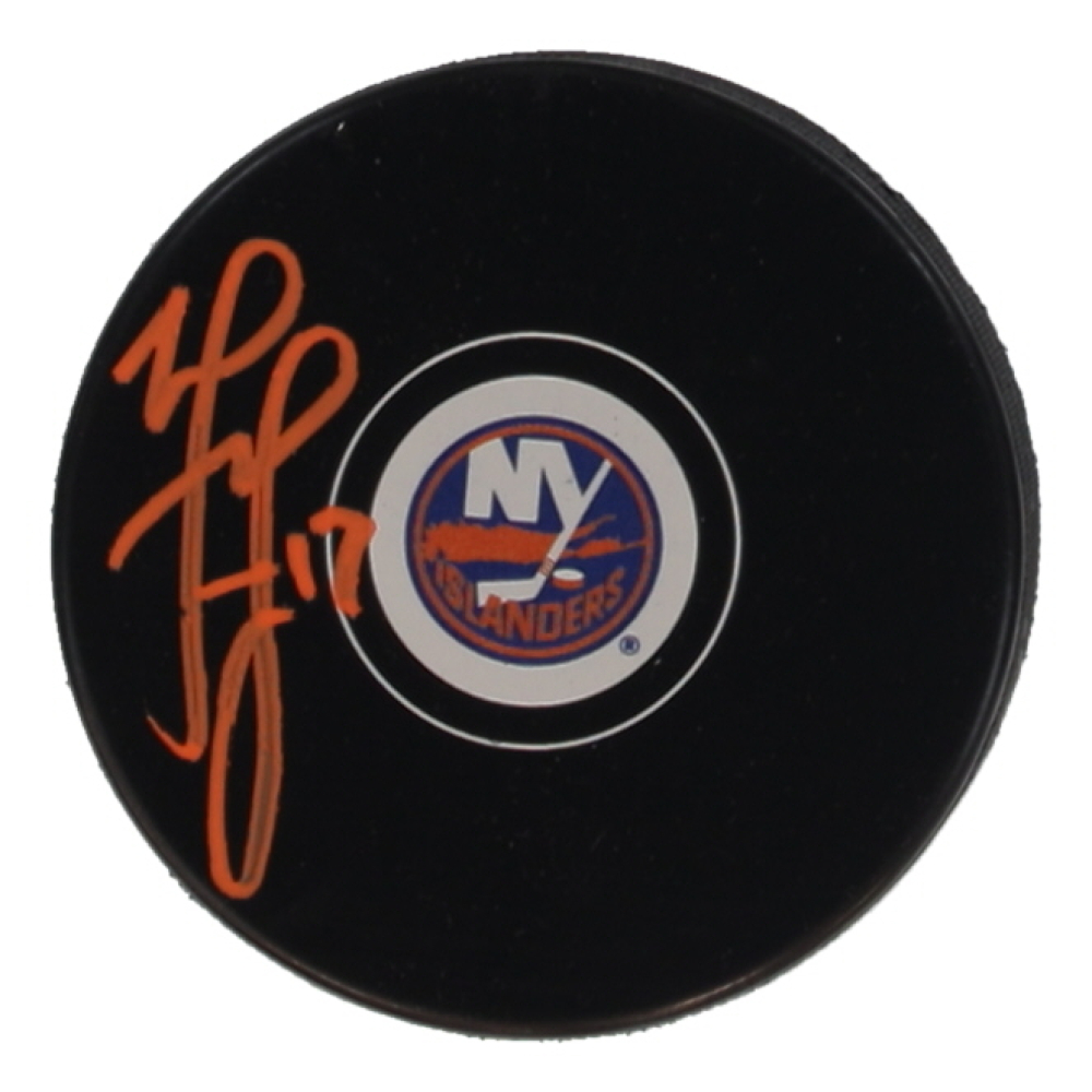Matt Martin Signed Islanders Logo Hockey Puck (JSA) at PristineAuction.com Matt Martin Signed Islanders Logo Hockey Puck (JSA) at PristineAuction.com