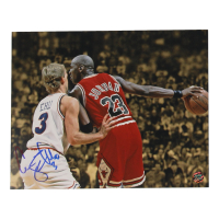 Craig Ehlo Signed Cavaliers 8x10 Photo (AWM) at PristineAuction.com