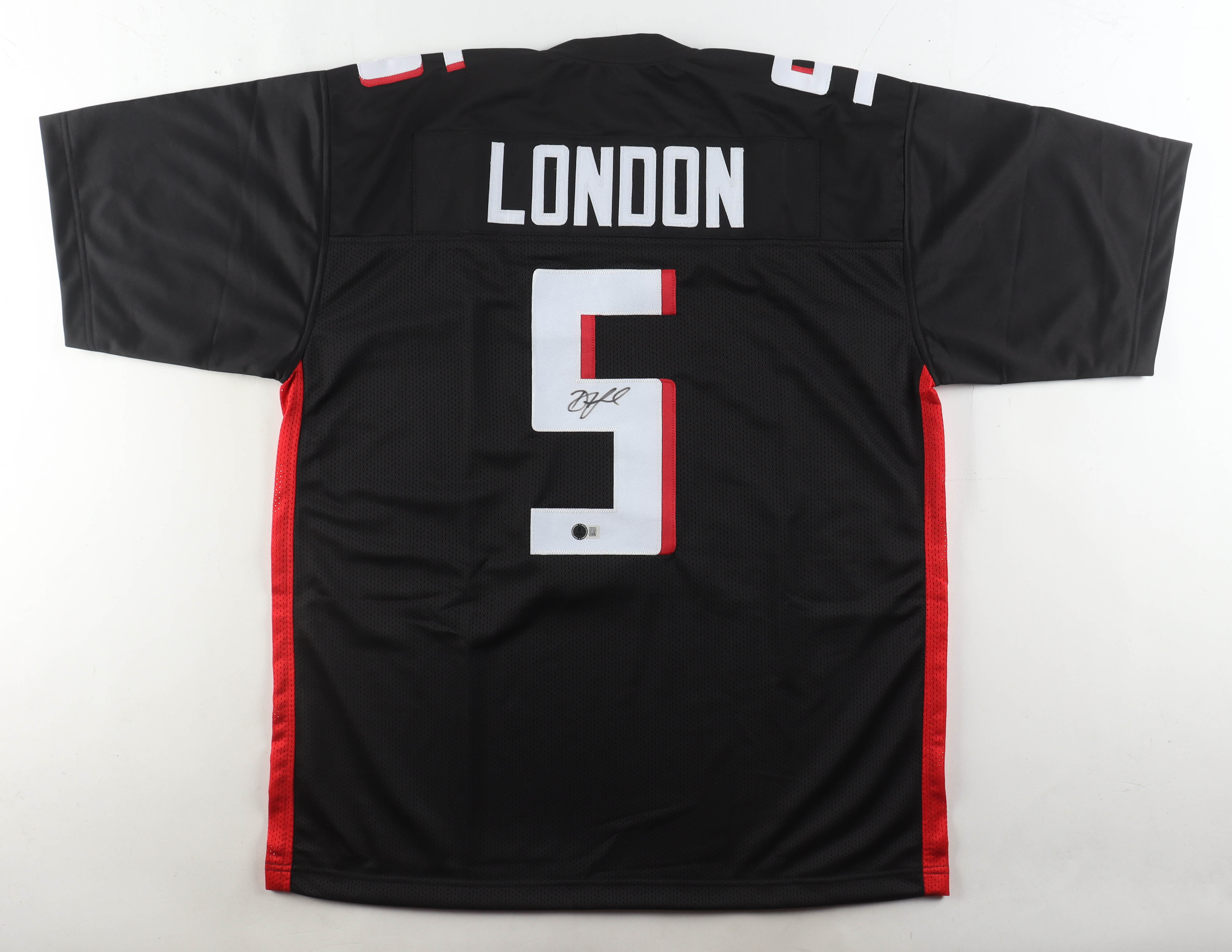 Drake London Signed Jersey (Beckett) at PristineAuction.com Drake London Signed Jersey (Beckett) at PristineAuction.com