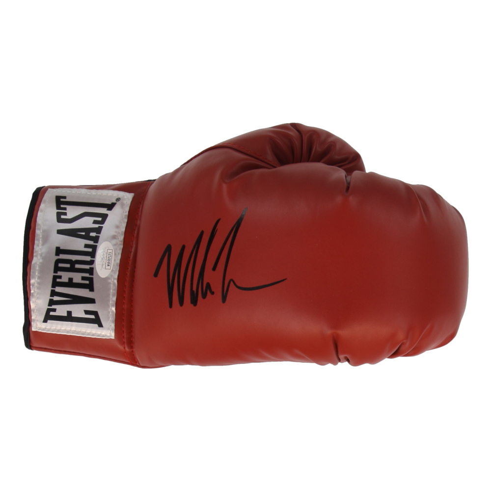 Mike Tyson Signed Everlast Boxing Glove (JSA) at PristineAuction.com Mike Tyson Signed Everlast Boxing Glove (JSA) at PristineAuction.com