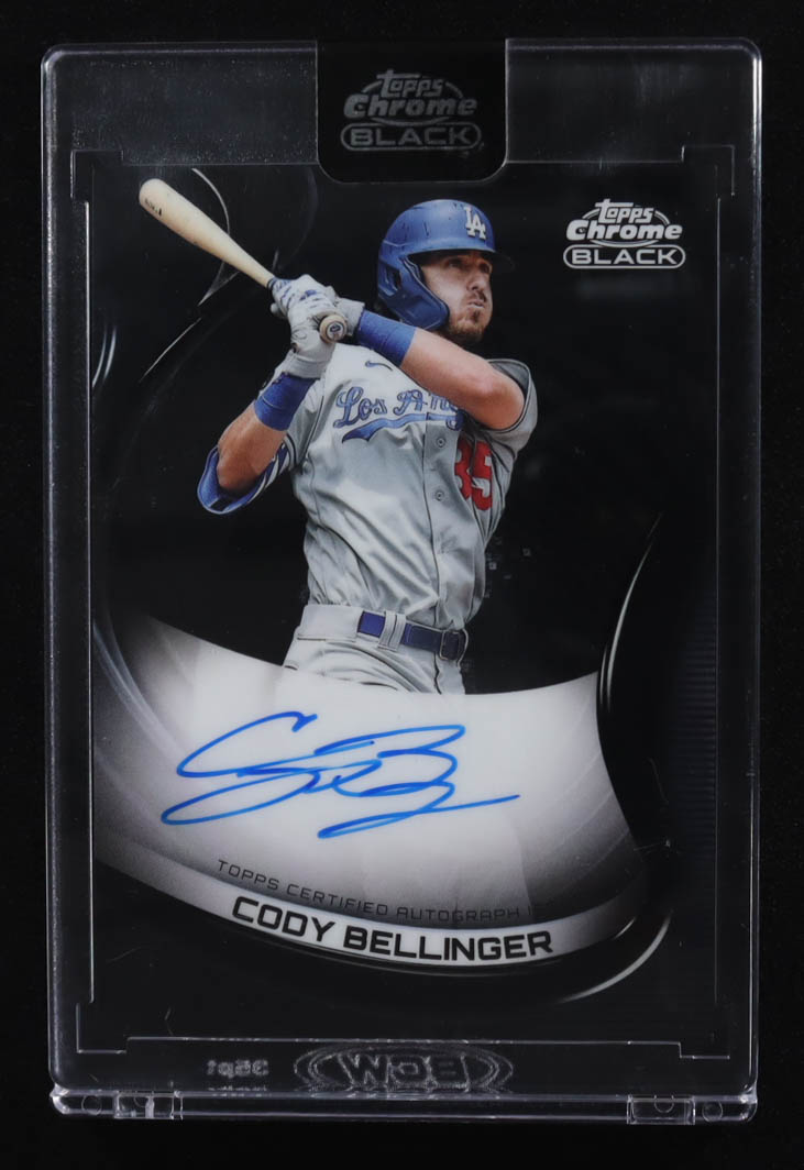 Cody Bellinger 2022 Topps Chrome Black Autographs #CBA-CM at PristineAuction.com Cody Bellinger 2022 Topps Chrome Black Autographs #CBA-CM at PristineAuction.com