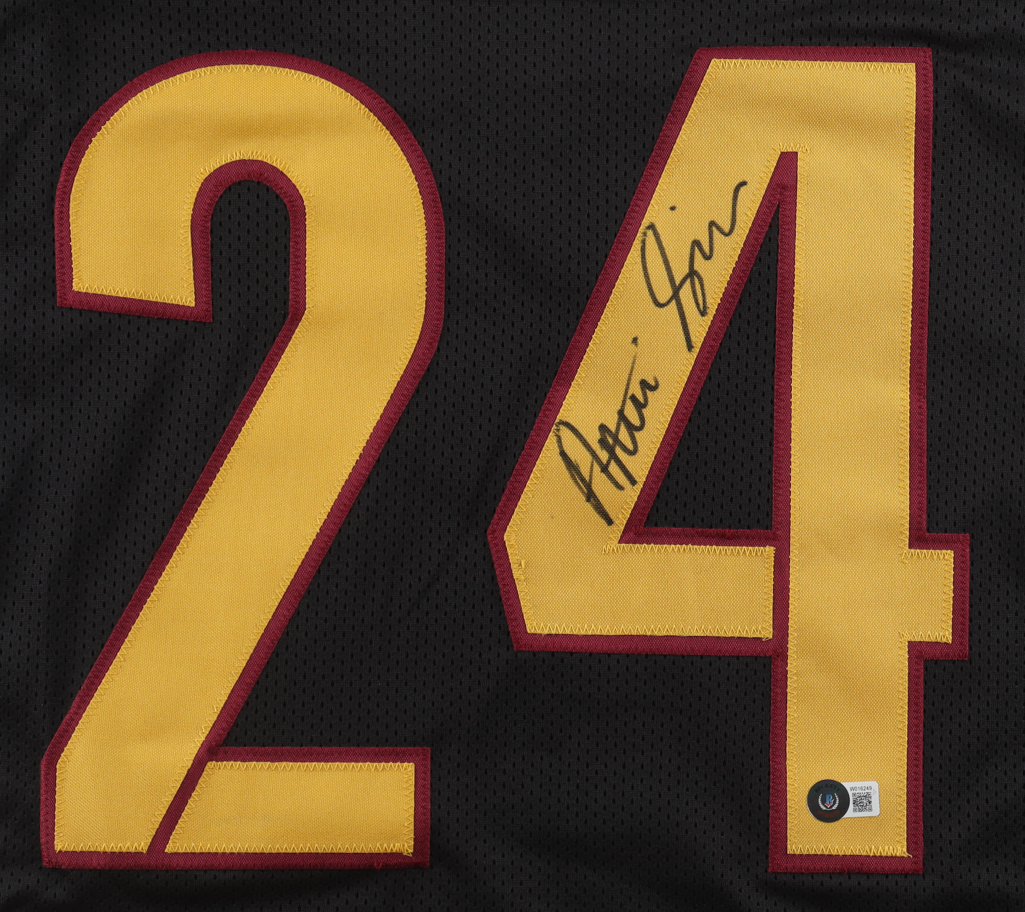 Antonio Gibson Signed Jersey (Beckett) at PristineAuction.com Antonio Gibson Signed Jersey (Beckett) at PristineAuction.com