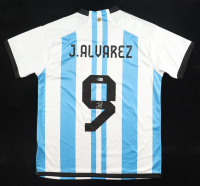 Julian Alvarez Signed Jersey (Beckett) at PristineAuction.com