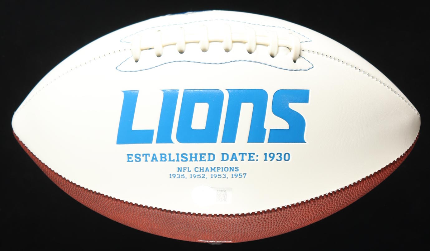 Jameson Williams Signed Lions Logo Football (Beckett) at PristineAuction.com Jameson Williams Signed Lions Logo Football (Beckett) at PristineAuction.com