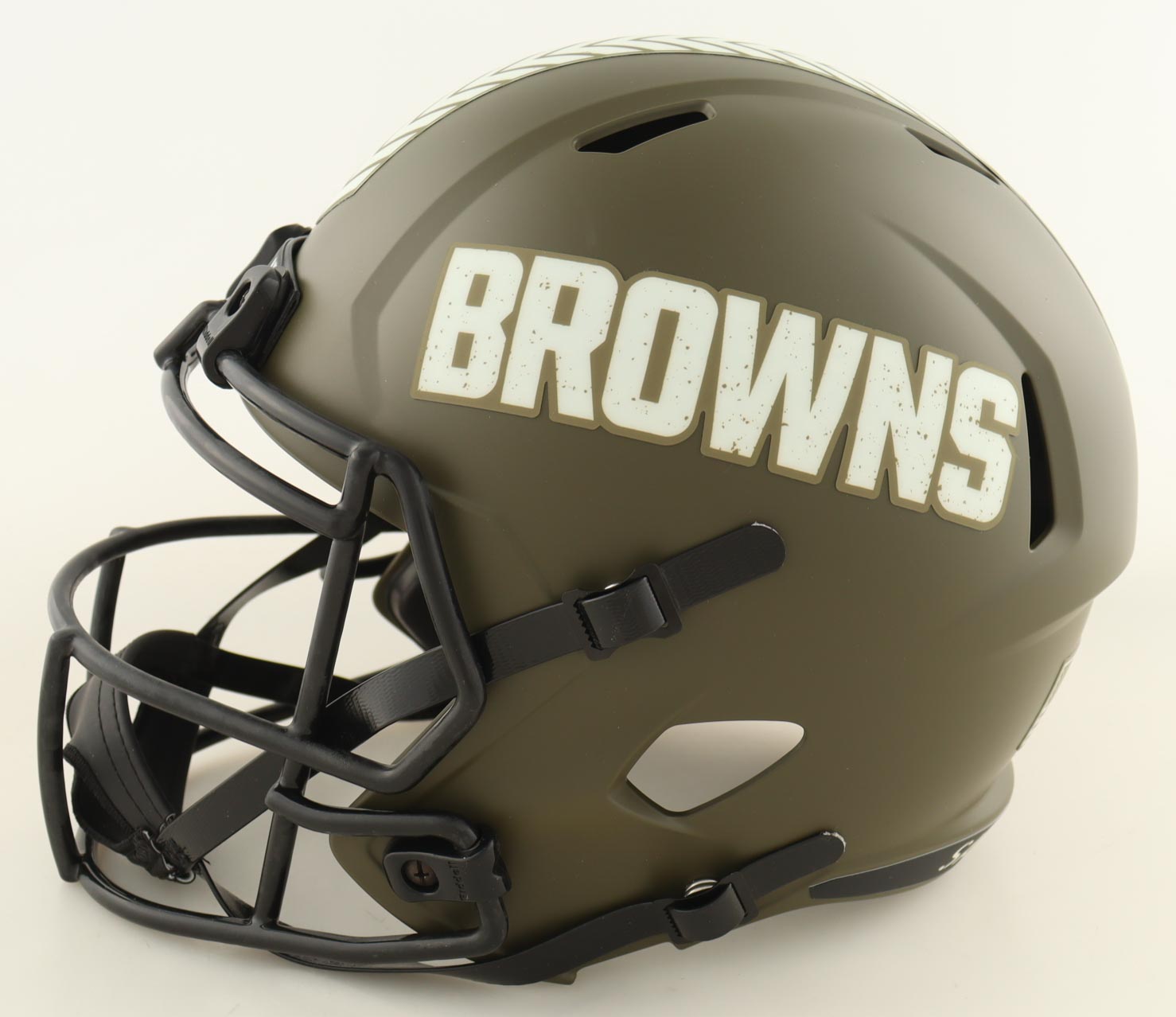 Joe Thomas Signed Browns Full-Size Salute To Service Alternate Speed Helmet (Schwartz) at PristineAuction.com Joe Thomas Signed Browns Full-Size Salute To Service Alternate Speed Helmet (Schwartz) at PristineAuction.com